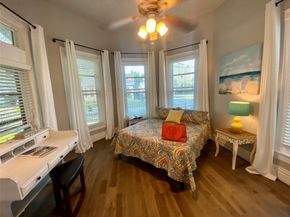 1318 Bingham Street, Houston TX 77007