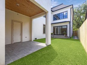 2216 Tangley Street, Houston TX 77005