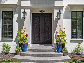 2216 Tangley Street, Houston TX 77005