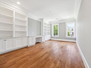 2216 Tangley Street, Houston TX 77005