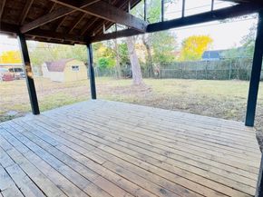6107 Belmark Street, Houston TX 77033