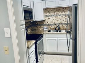 2601 Bellefontaine Street B209, Houston TX 77025