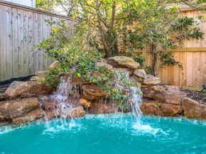 418 Byrne Street, Houston TX 77009