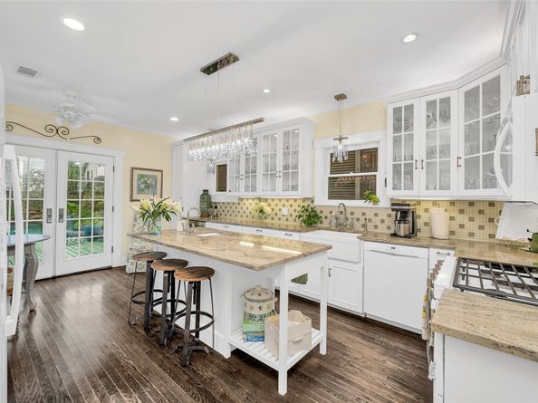 418 Byrne Street, Houston TX 77009