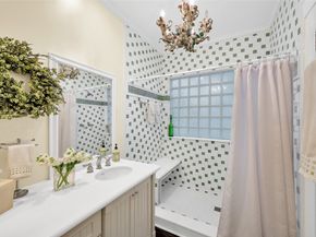 418 Byrne Street, Houston TX 77009