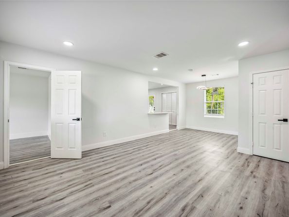 5751 Belmark Street, Houston TX 77033