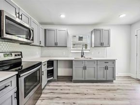 5751 Belmark Street, Houston TX 77033