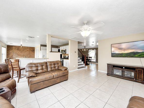 16227 Affirmed Way, Friendswood TX 77546