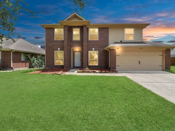 16227 Affirmed Way, Friendswood TX 77546