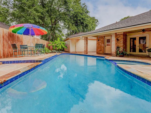 1303 Richmond Court, Richmond TX 77406