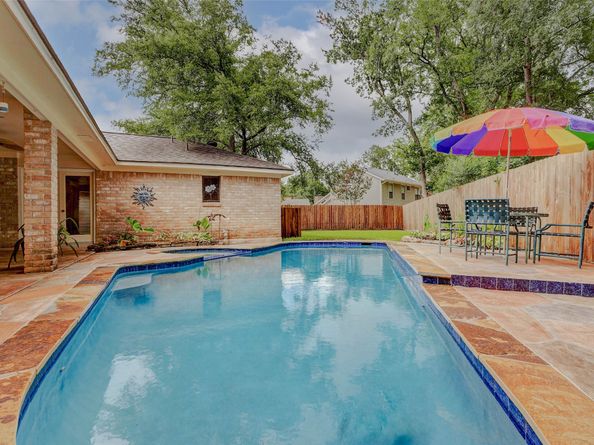 1303 Richmond Court, Richmond TX 77406