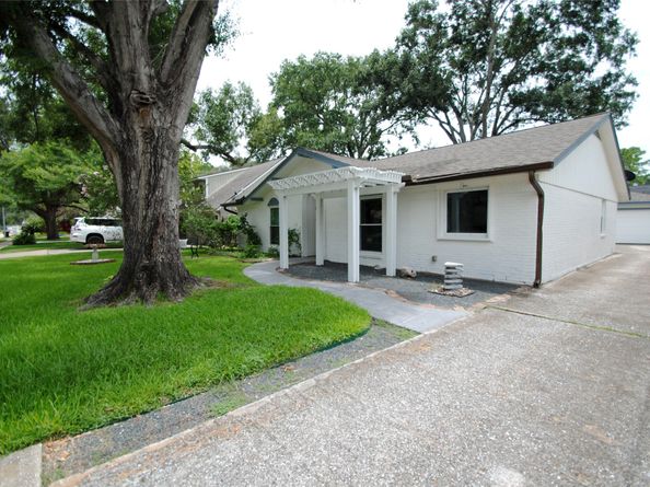 10667 Mayfield Road, Houston TX 77043