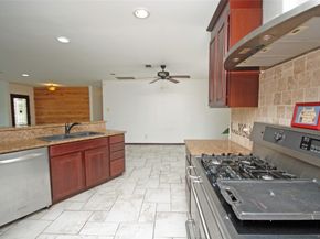 10667 Mayfield Road, Houston TX 77043