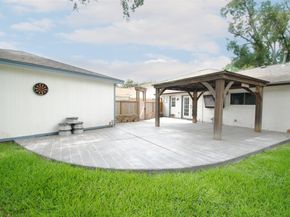 10667 Mayfield Road, Houston TX 77043
