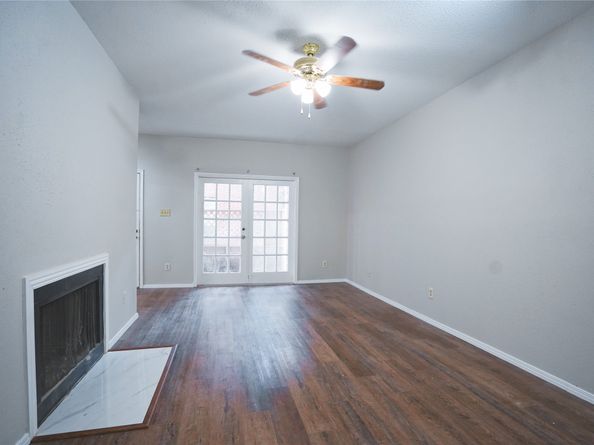 8055 Cambridge Street 17, Houston TX 77054