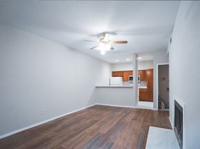 8055 Cambridge Street 17, Houston TX 77054