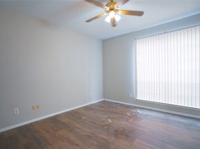 8055 Cambridge Street 17, Houston TX 77054