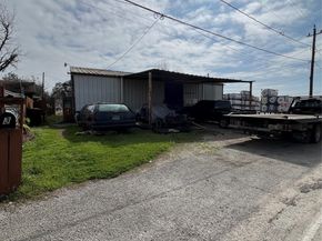 16305 De Zavalla Road, Channelview TX 77530