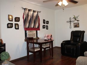 1203 Egypt Street, Houston TX 77009