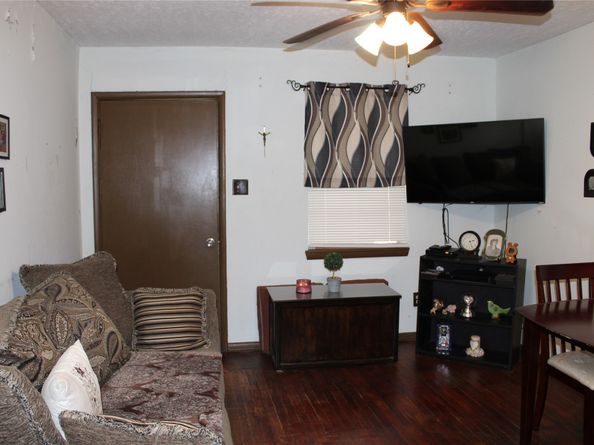 1203 Egypt Street, Houston TX 77009