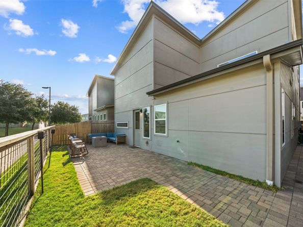 6809 Troya Lane, Houston TX 77092