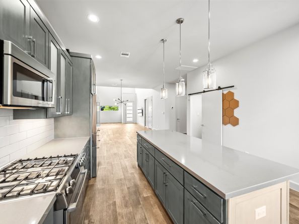 6809 Troya Lane, Houston TX 77092