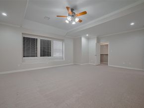 1002 W 22nd Street, Houston TX 77008