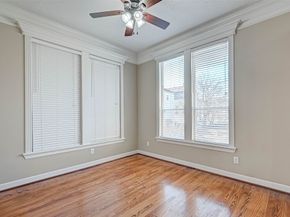 1002 W 22nd Street, Houston TX 77008