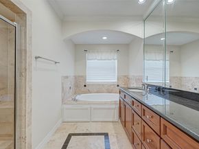1002 W 22nd Street, Houston TX 77008