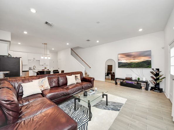4613 Ireland Street B, Houston TX 77016
