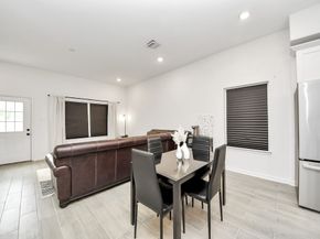 4613 Ireland Street B, Houston TX 77016