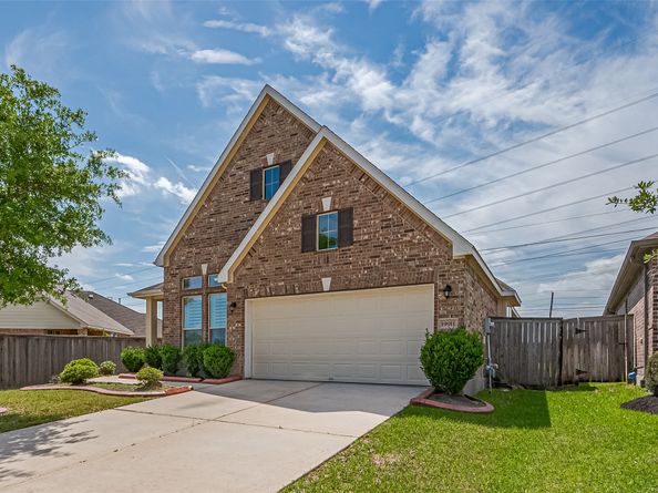 19911 Whistle Creek Lane, Cypress TX 77433