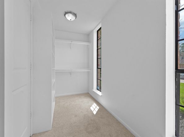 5615 Gladehill Drive, Houston TX 77345
