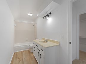 5615 Gladehill Drive, Houston TX 77345