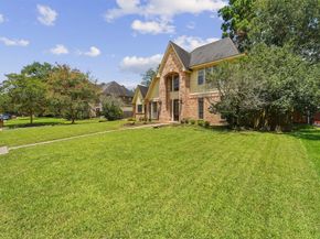 5615 Gladehill Drive, Houston TX 77345