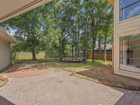 5615 Gladehill Drive, Houston TX 77345