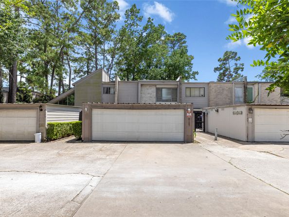 2127 Lake Village Drive, Houston TX 77339