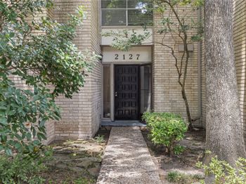 2127 Lake Village Drive