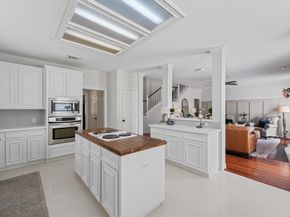16211 Park Center Drive, Houston TX 77059