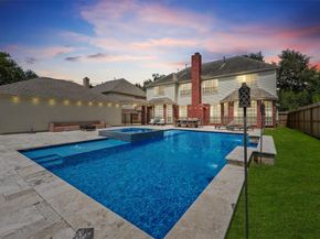 16211 Park Center Drive, Houston TX 77059