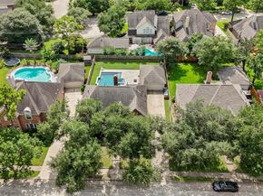 16211 Park Center Drive, Houston TX 77059