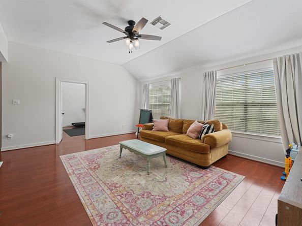 16211 Park Center Drive, Houston TX 77059