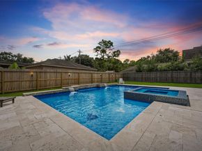 16211 Park Center Drive, Houston TX 77059