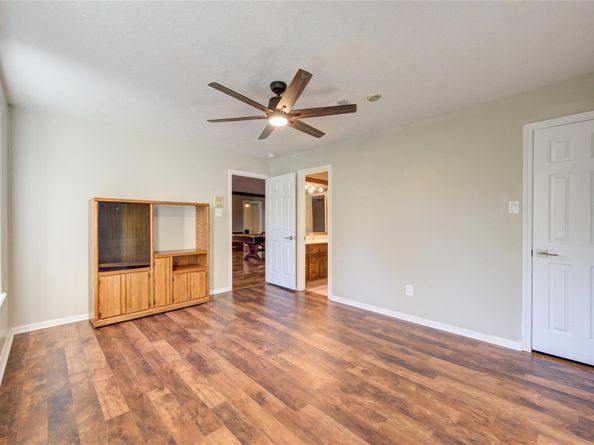 1030 Crossroads Drive, Houston TX 77079