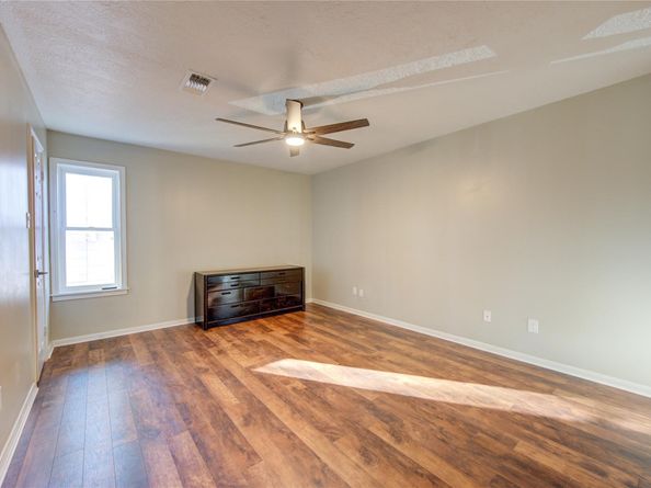 1030 Crossroads Drive, Houston TX 77079