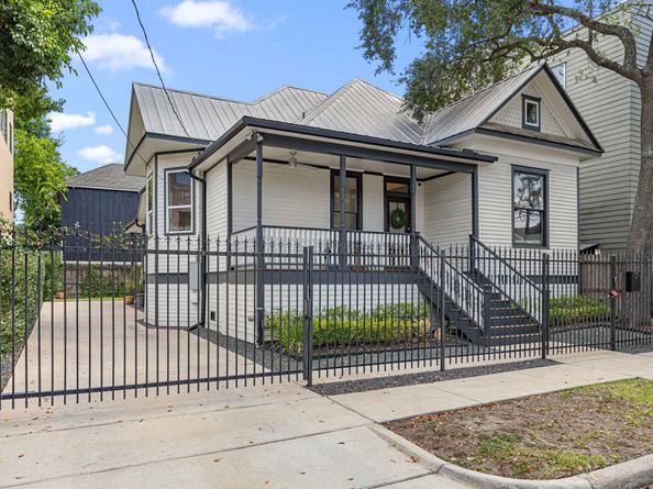 405 Welch Street, Houston TX 77006