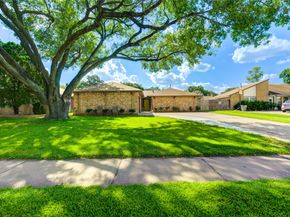 7918 Tamayo Drive, Houston TX 77083