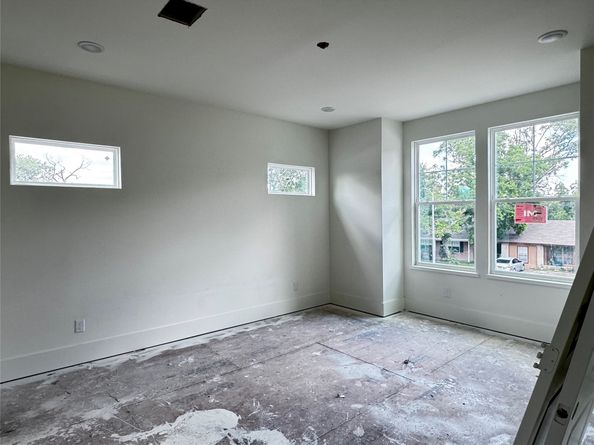 8521 Friendship Road, Houston TX 77080