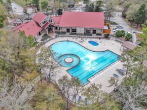71 E Victory Lake Drive, Conroe TX 77384