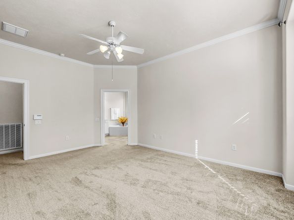 71 E Victory Lake Drive, Conroe TX 77384